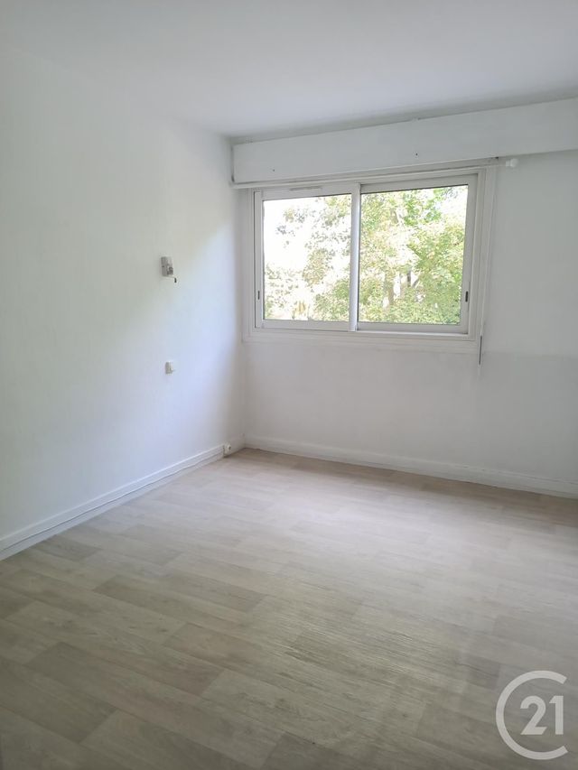 Appartement F3 &agrave; vendre - 3 pi&egrave;ces - 71,62 m2 - Chilly Mazarin - 91 - ILE-DE-FRANCE
