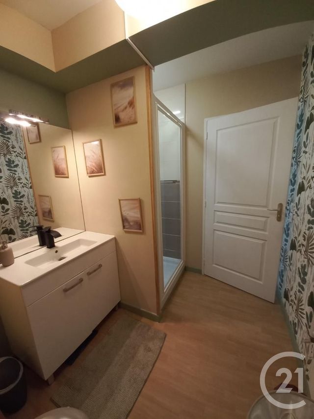 Appartement F2 &agrave; louer - 2 pi&egrave;ces - 41,83 m2 - Chilly Mazarin - 91 - ILE-DE-FRANCE