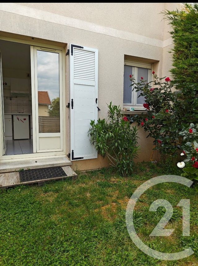 Appartement Studio &agrave; vendre - 1 pi&egrave;ce - 25,59 m2 - Chilly Mazarin - 91 - ILE-DE-FRANCE