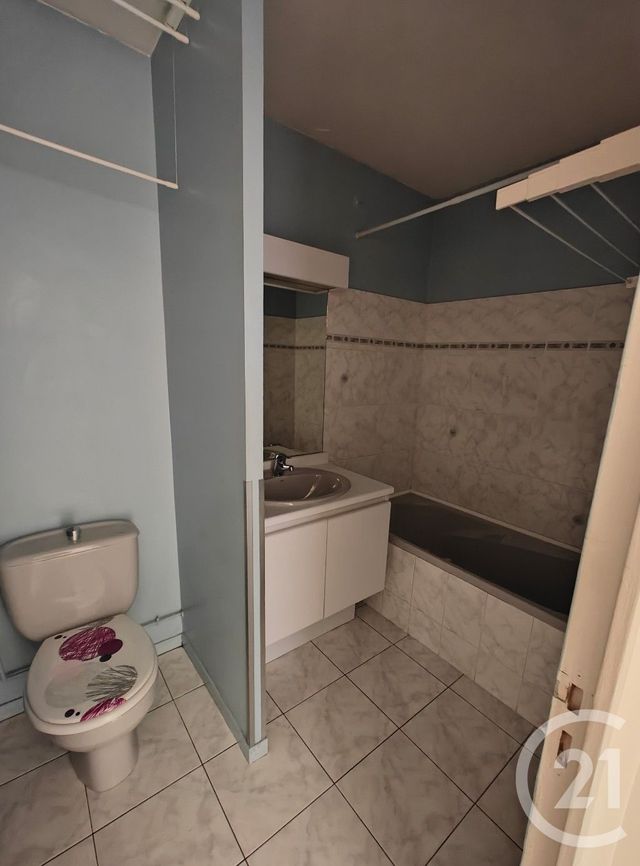 Appartement Studio &agrave; vendre - 1 pi&egrave;ce - 25,59 m2 - Chilly Mazarin - 91 - ILE-DE-FRANCE