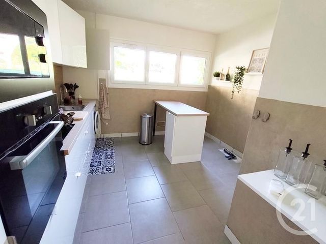 Appartement F2 &agrave; louer - 2 pi&egrave;ces - 52,91 m2 - Chilly Mazarin - 91 - ILE-DE-FRANCE