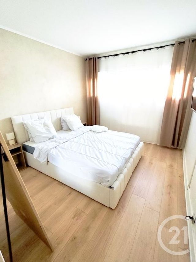 Appartement F2 &agrave; louer - 2 pi&egrave;ces - 52,91 m2 - Chilly Mazarin - 91 - ILE-DE-FRANCE