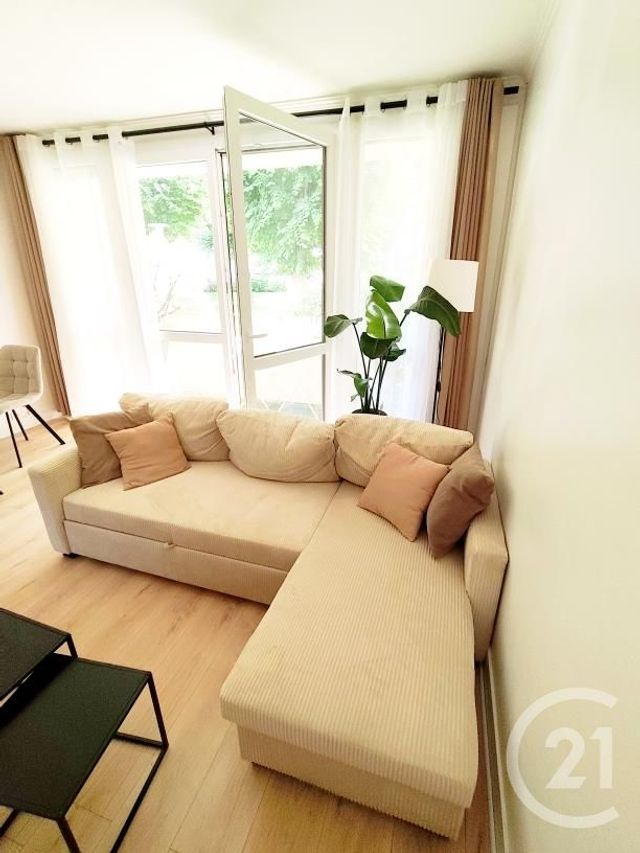 Appartement F2 &agrave; louer - 2 pi&egrave;ces - 52,91 m2 - Chilly Mazarin - 91 - ILE-DE-FRANCE
