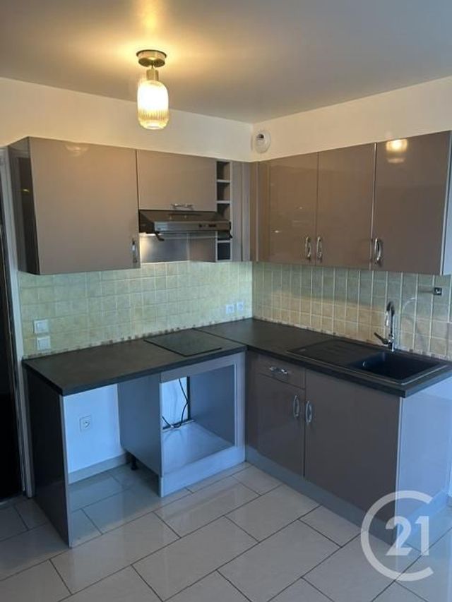 Appartement F2 &agrave; louer - 2 pi&egrave;ces - 46,54 m2 - Chilly Mazarin - 91 - ILE-DE-FRANCE