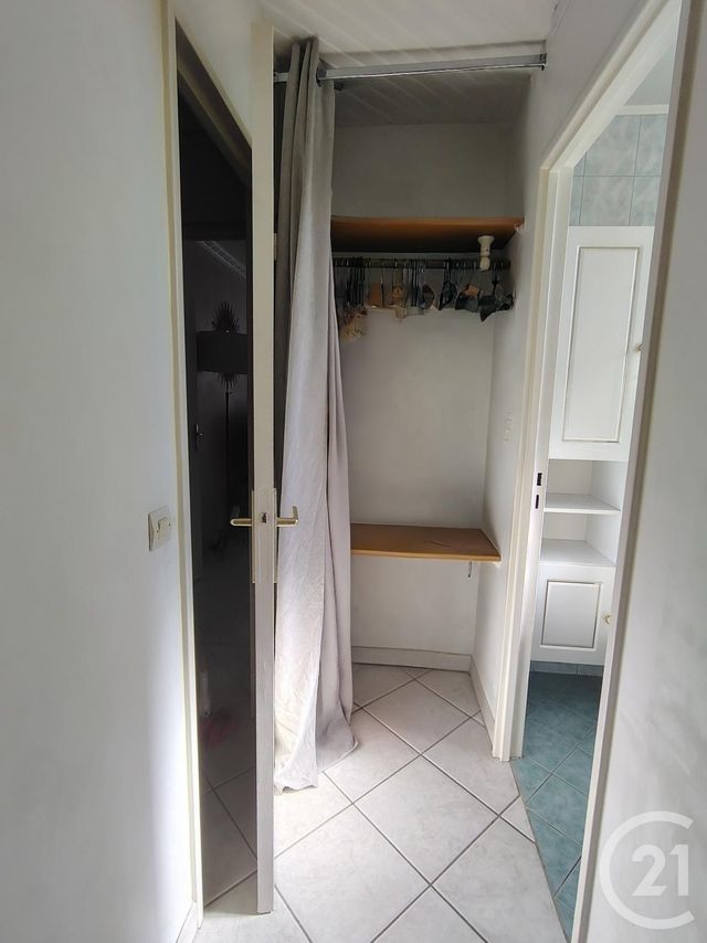 Appartement F3 &agrave; louer - 3 pi&egrave;ces - 63,47 m2 - Chilly Mazarin - 91 - ILE-DE-FRANCE