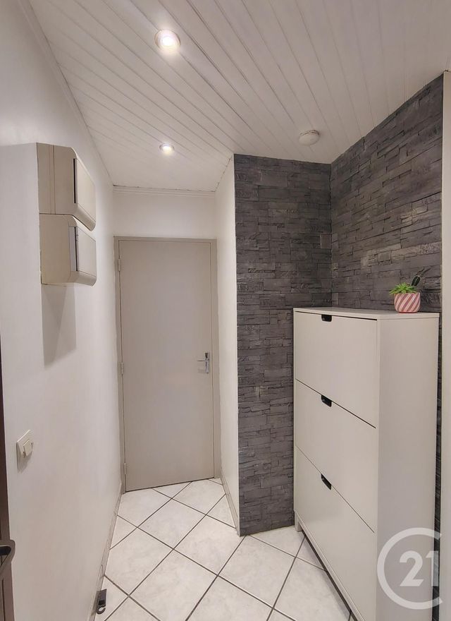 Appartement F3 &agrave; louer - 3 pi&egrave;ces - 63,47 m2 - Chilly Mazarin - 91 - ILE-DE-FRANCE