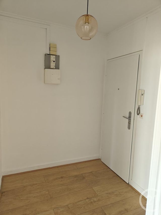 Appartement F4 &agrave; louer - 4 pi&egrave;ces - 80 m2 - Chilly Mazarin - 91 - ILE-DE-FRANCE