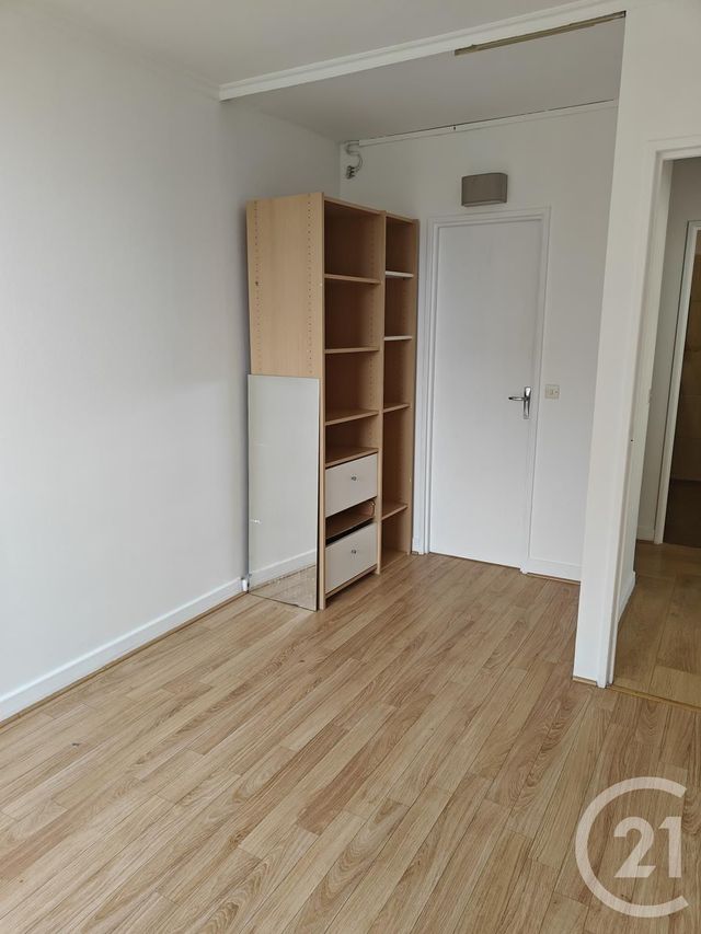 Appartement F4 &agrave; louer - 4 pi&egrave;ces - 80 m2 - Chilly Mazarin - 91 - ILE-DE-FRANCE