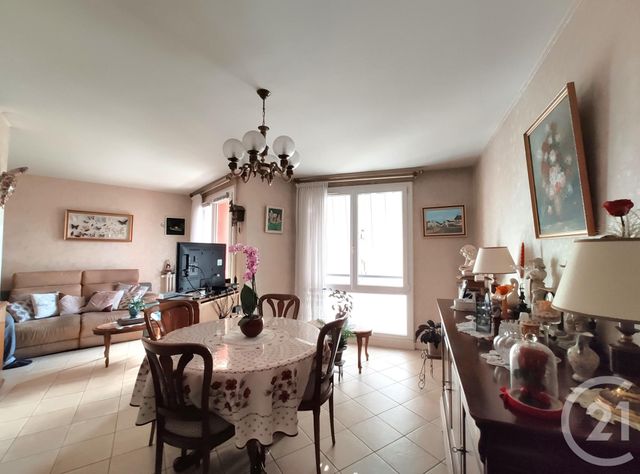 Appartement F4 à vendre - 4 pièces - 65 m2 - Vitry Sur Seine - 94 - ILE-DE-FRANCE
