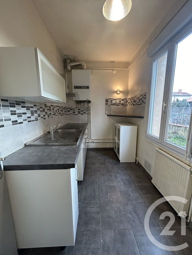 Appartement &agrave; louer - 3 pi&egrave;ces - 56 m2 - Toulouse - 31 - MIDI-PYRENEES