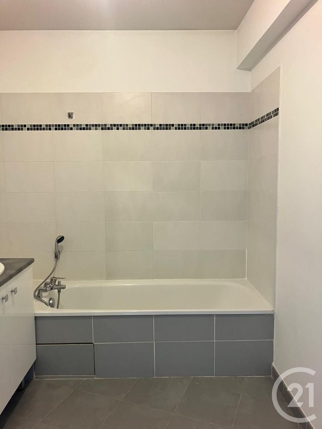 Appartement F3 &agrave; louer - 3 pi&egrave;ces - 64,39 m2 - Toulouse - 31 - MIDI-PYRENEES