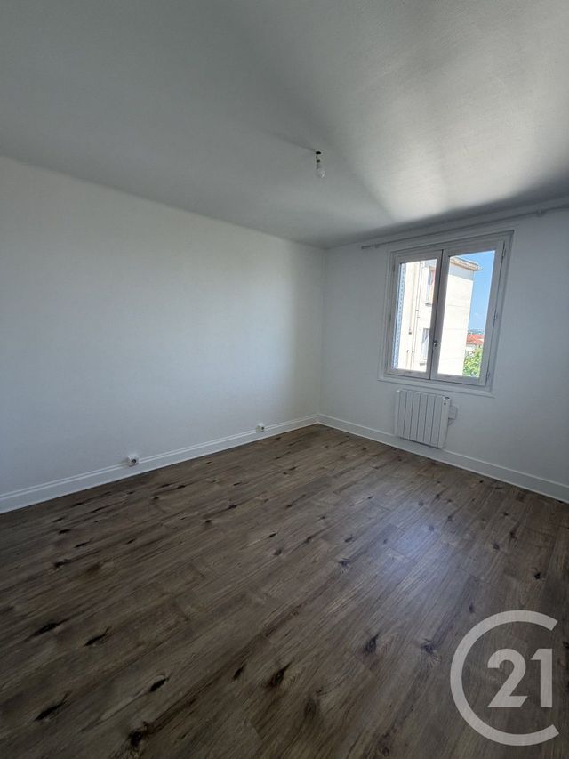 Appartement T2 &agrave; louer - 2 pi&egrave;ces - 44,53 m2 - Villefranche Sur Saone - 69 - RHONE-ALPES