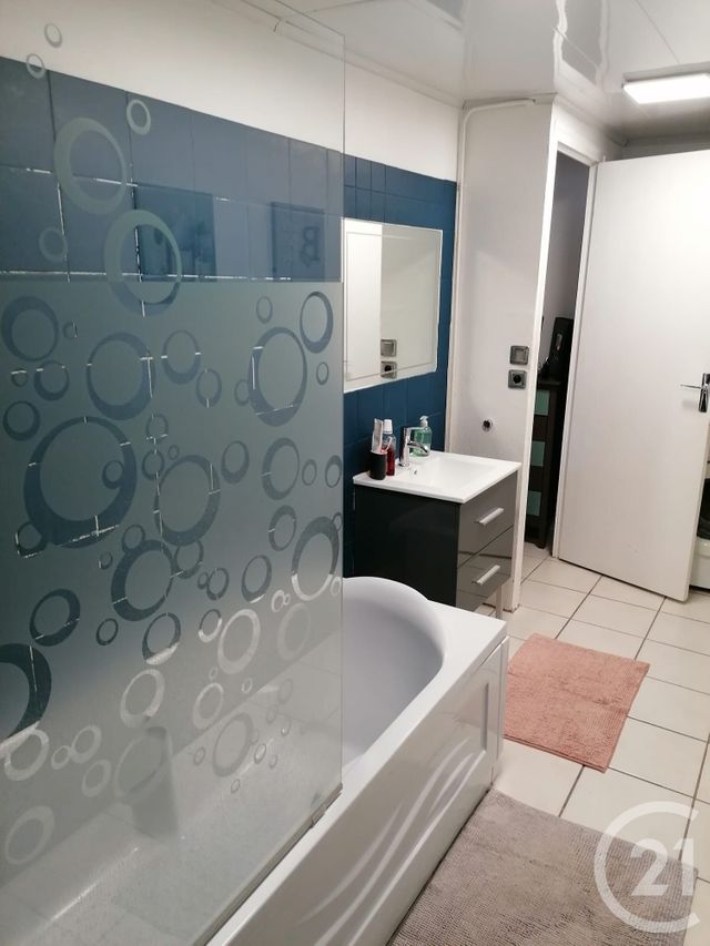 Appartement F3 &agrave; vendre - 3 pi&egrave;ces - 70,21 m2 - Villefranche Sur Saone - 69 - RHONE-ALPES