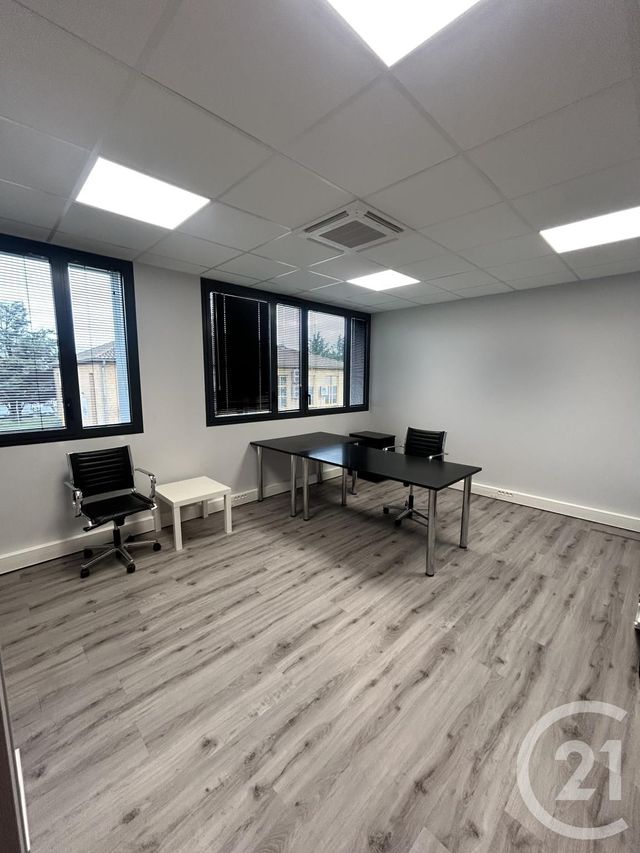 Appartement Local à louer - 1 pièce - 21,88 m2 - Villefranche Sur Saone - 69 - RHONE-ALPES