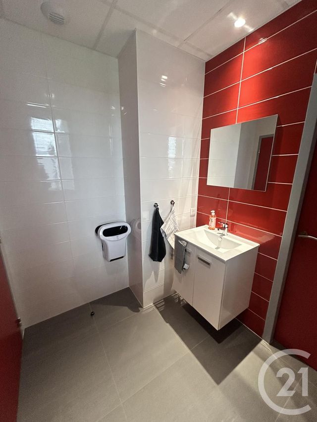 Appartement Local à louer - 1 pièce - 15,76 m2 - Villefranche Sur Saone - 69 - RHONE-ALPES