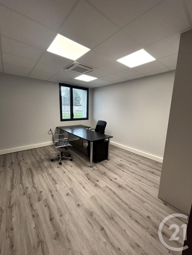 Appartement Local à louer - 1 pièce - 15,76 m2 - Villefranche Sur Saone - 69 - RHONE-ALPES