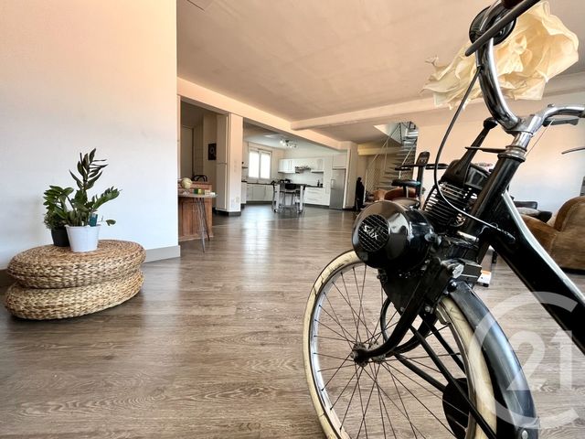 Appartement F5 à vendre - 5 pièces - 195 m2 - Villefranche Sur Saone - 69 - RHONE-ALPES