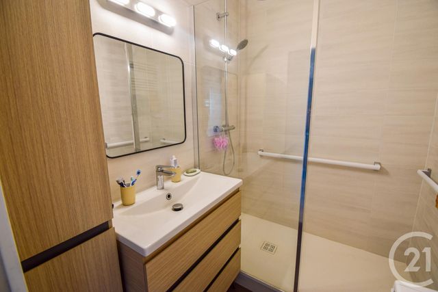 Appartement F5 à vendre - 4 pièces - 79 m2 - Villefranche Sur Saone - 69 - RHONE-ALPES