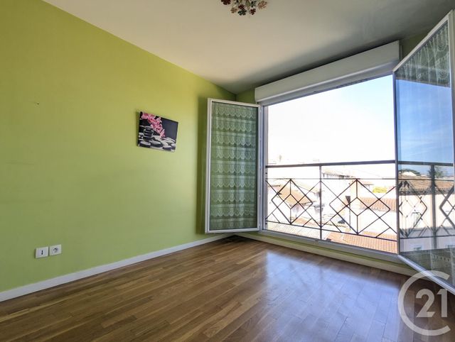 Appartement T5 &agrave; vendre - 5 pi&egrave;ces - 100,64 m2 - Villefranche Sur Saone - 69 - RHONE-ALPES