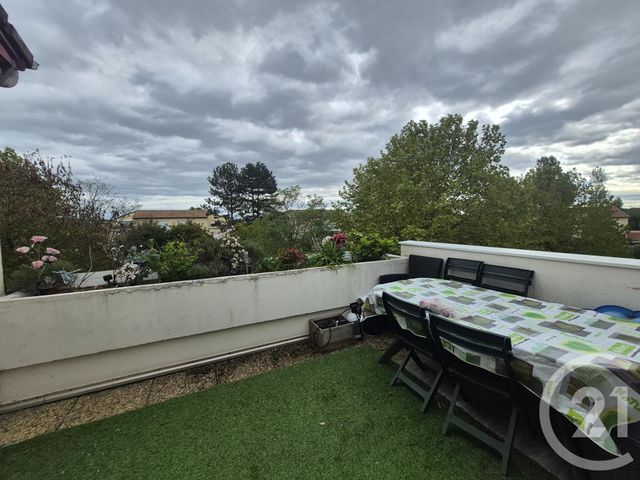 Appartement T3 &agrave; vendre - 3 pi&egrave;ces - 66,95 m2 - St Georges De Reneins - 69 - RHONE-ALPES