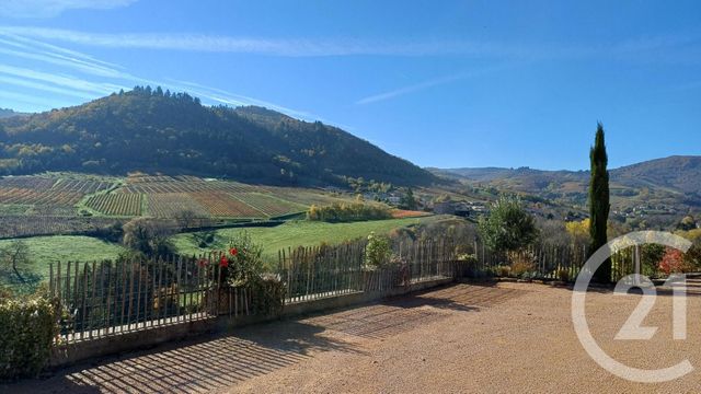 Maison à louer - 5 pièces - 150 m2 - Vaux En Beaujolais - 69 - RHONE-ALPES