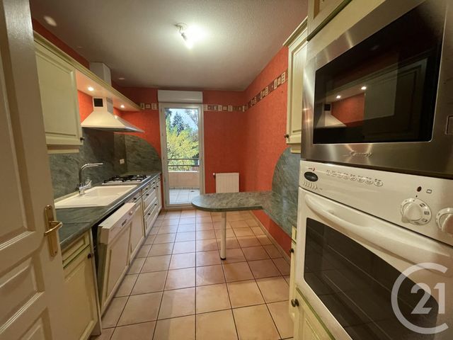 Appartement F3 &agrave; louer - 3 pi&egrave;ces - 76 m2 - Villefranche Sur Saone - 69 - RHONE-ALPES