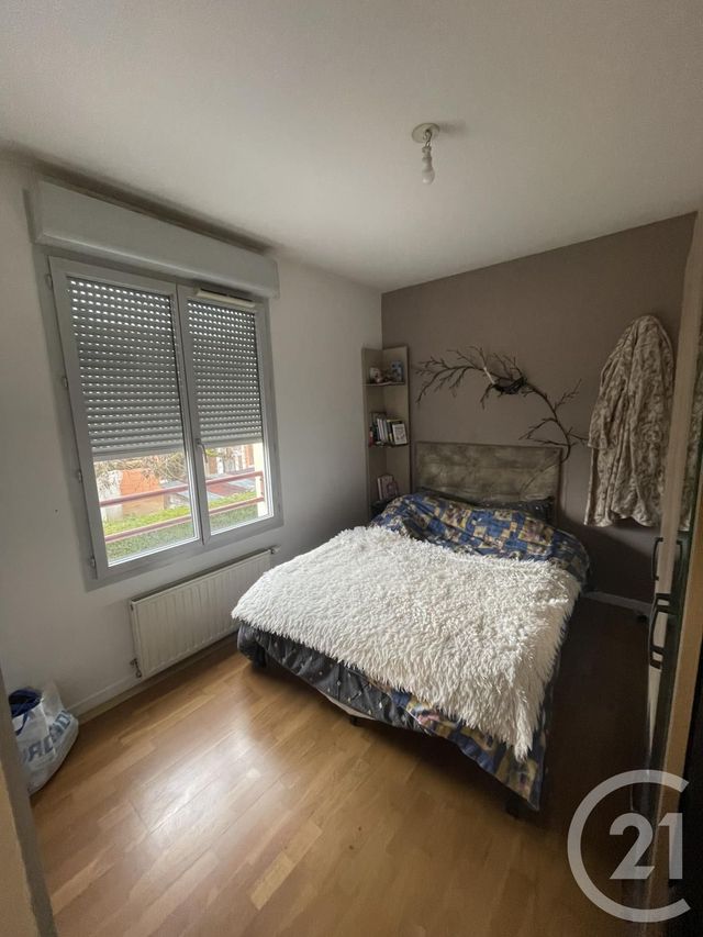 Appartement F3 &agrave; louer - 3 pi&egrave;ces - 76 m2 - Villefranche Sur Saone - 69 - RHONE-ALPES