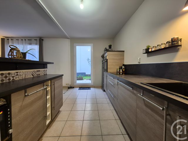 Appartement T3 &agrave; vendre - 3 pi&egrave;ces - 68,88 m2 - Villefranche Sur Saone - 69 - RHONE-ALPES