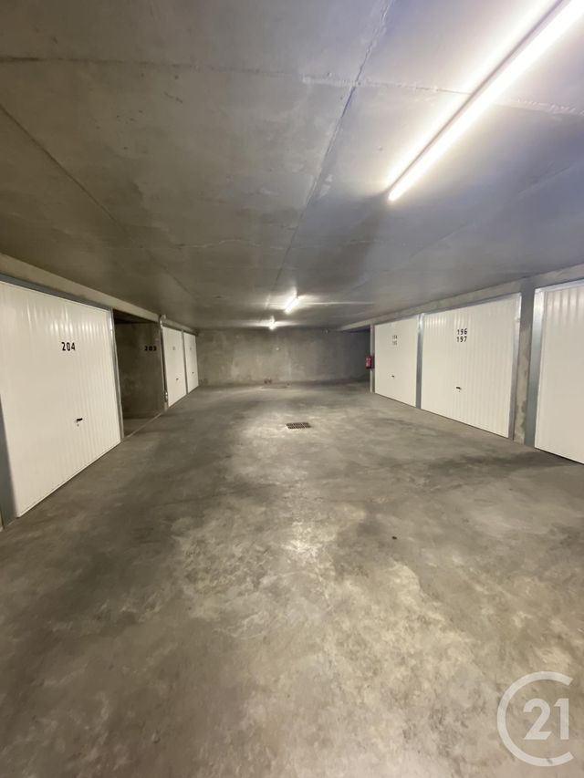Parking &agrave; louer - 24 m2 - Villefranche Sur Saone - 69 - RHONE-ALPES