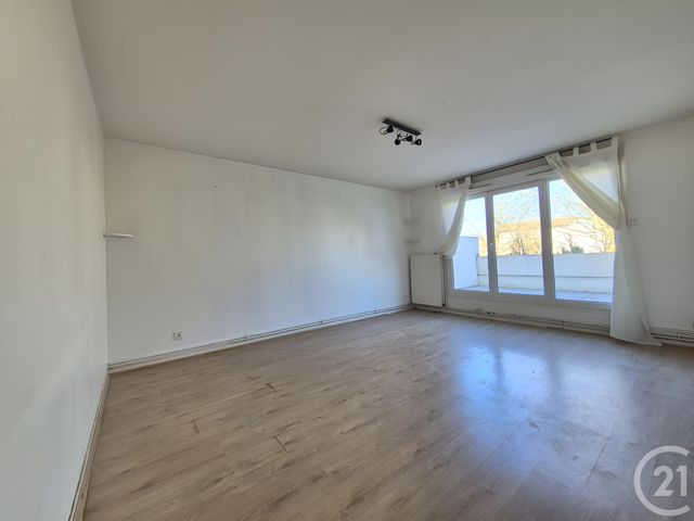 Appartement T4 &agrave; vendre - 4 pi&egrave;ces - 80,64 m2 - St Georges De Reneins - 69 - RHONE-ALPES