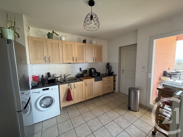 Appartement F3 &agrave; louer - 3 pi&egrave;ces - 75 m2 - Fareins - 01 - RHONE-ALPES