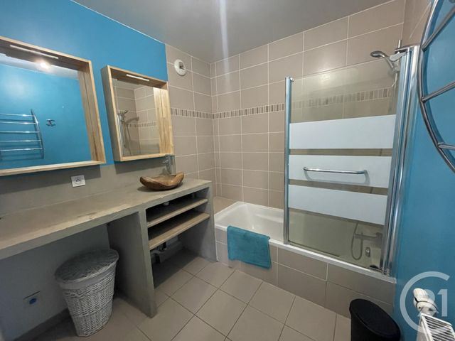 Appartement T2 &agrave; louer - 2 pi&egrave;ces - 42,30 m2 - Jassans Riottier - 01 - RHONE-ALPES