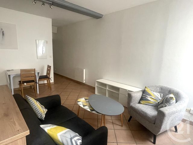 Appartement T2 &agrave; louer - 2 pi&egrave;ces - 43,84 m2 - Villefranche Sur Saone - 69 - RHONE-ALPES