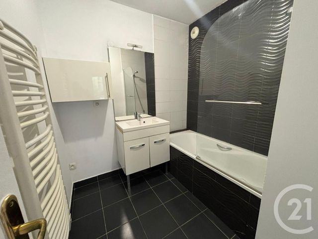 Appartement F2 &agrave; louer - 2 pi&egrave;ces - 38,17 m2 - Villefranche Sur Saone - 69 - RHONE-ALPES