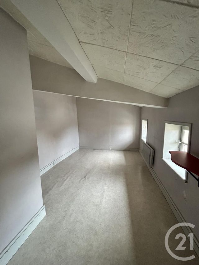 Maison &agrave; louer - 4 pi&egrave;ces - 114 m2 - Vaux En Beaujolais - 69 - RHONE-ALPES