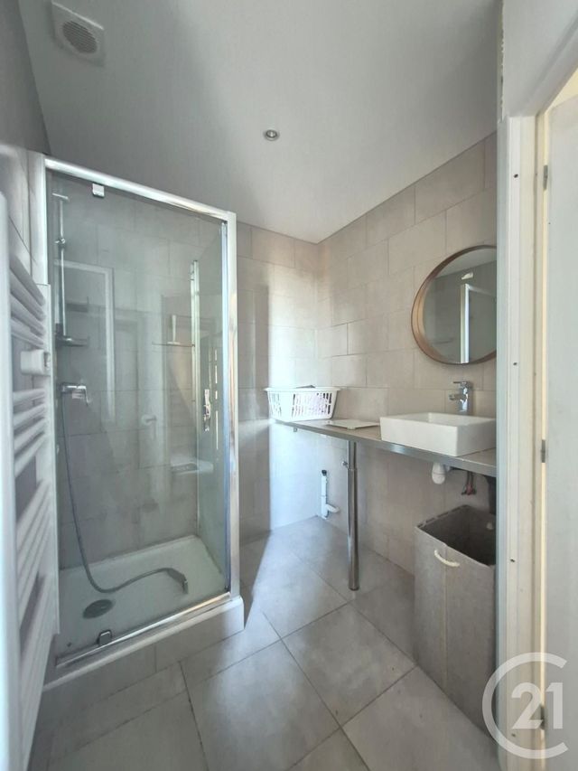 Appartement T2 &agrave; louer - 2 pi&egrave;ces - 50,83 m2 - Trevoux - 01 - RHONE-ALPES