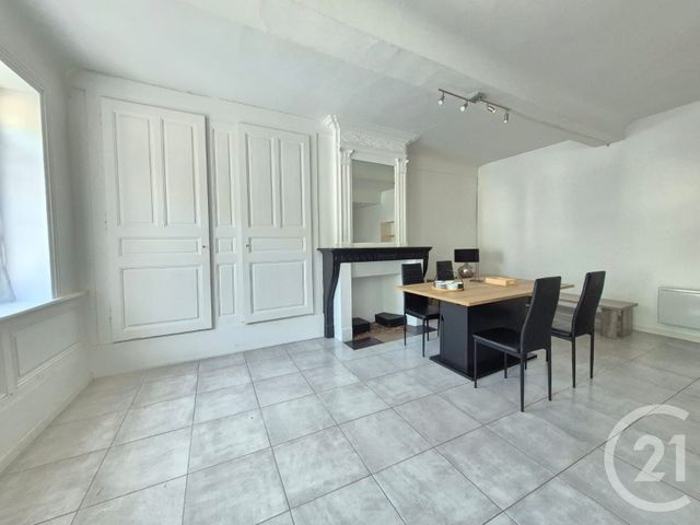Appartement T2 &agrave; louer - 2 pi&egrave;ces - 50,83 m2 - Trevoux - 01 - RHONE-ALPES
