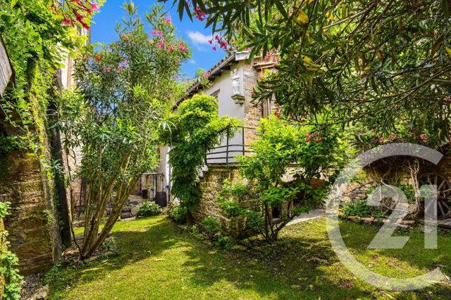 Maison &agrave; vendre - 5 pi&egrave;ces - 198,47 m2 - Trevoux - 01 - RHONE-ALPES