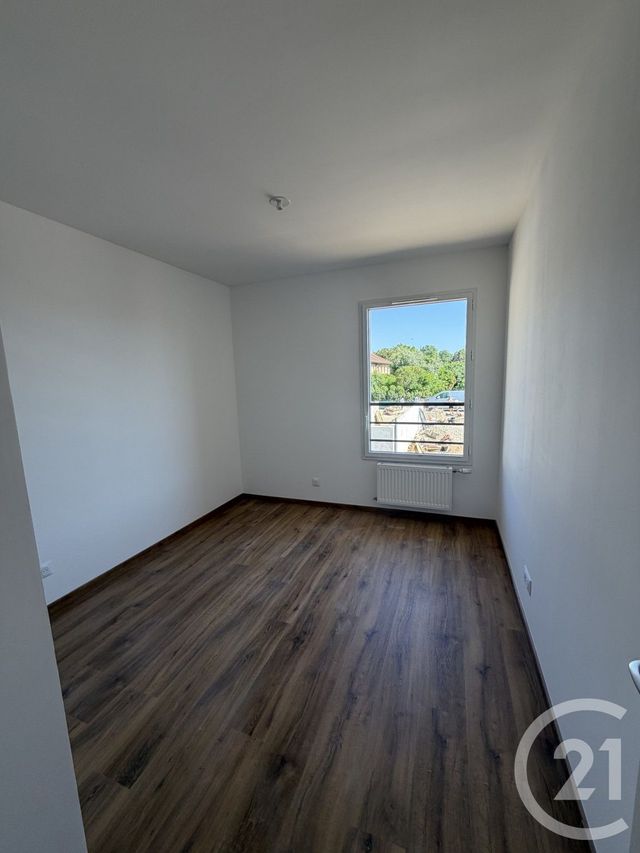 Appartement &agrave; louer - 4 pi&egrave;ces - 79,97 m2 - Gleize - 69 - RHONE-ALPES