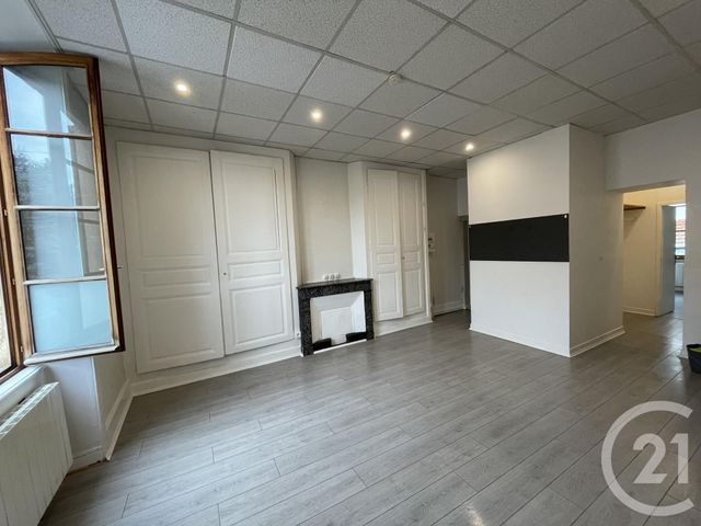 Appartement &agrave; louer - 2 pi&egrave;ces - 38,06 m2 - Trevoux - 01 - RHONE-ALPES