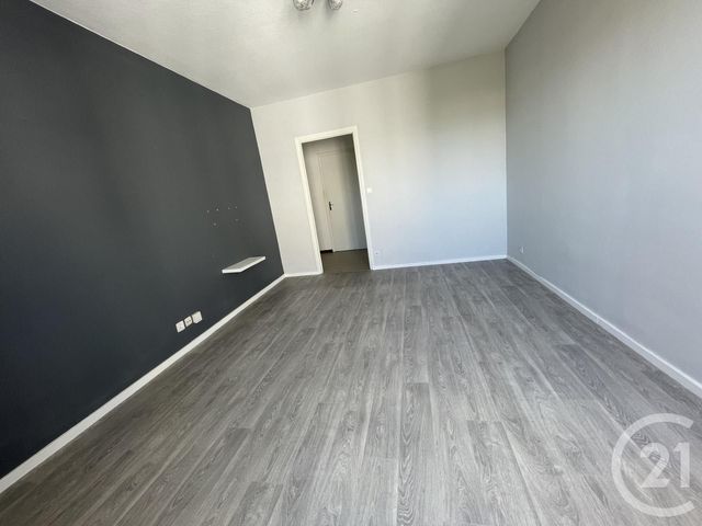 Appartement F4 &agrave; louer - 4 pi&egrave;ces - 78,40 m2 - Villefranche Sur Saone - 69 - RHONE-ALPES