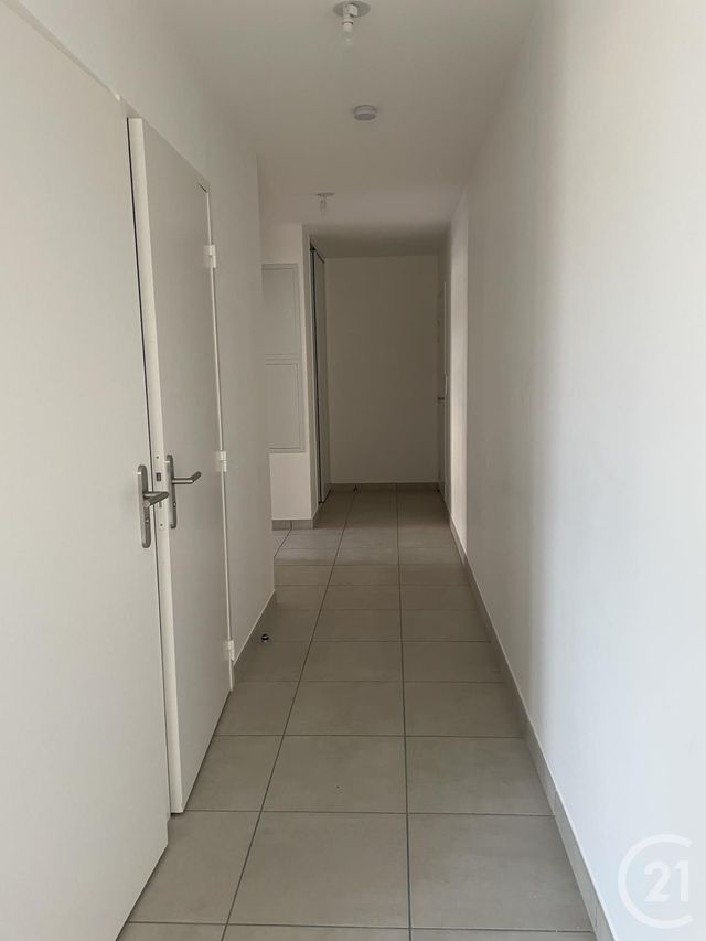 Appartement F3 &agrave; louer - 3 pi&egrave;ces - 61,10 m2 - Villefranche Sur Saone - 69 - RHONE-ALPES