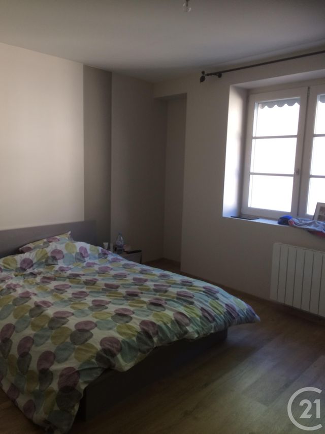 Appartement F3 &agrave; louer - 3 pi&egrave;ces - 78 m2 - Trevoux - 01 - RHONE-ALPES
