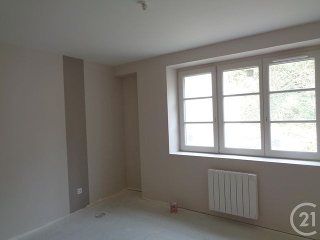 Appartement F3 &agrave; louer - 3 pi&egrave;ces - 78 m2 - Trevoux - 01 - RHONE-ALPES