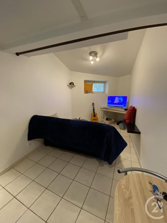 Appartement Studio &agrave; louer - 1 pi&egrave;ce - 26,80 m2 - Fareins - 01 - RHONE-ALPES