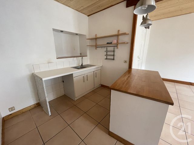 Appartement F2 &agrave; louer - 2 pi&egrave;ces - 42,64 m2 - Villefranche Sur Saone - 69 - RHONE-ALPES