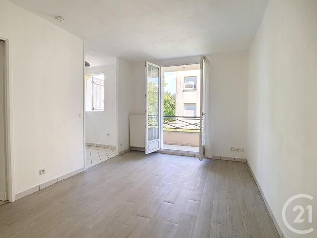 Appartement F1 à vendre - 1 pièce - 21,87 m2 - Savigny Le Temple - 77 - ILE-DE-FRANCE