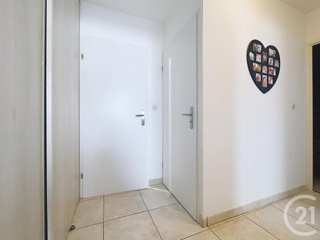Appartement F3 à vendre - 3 pièces - 62,80 m2 - Moissy Cramayel - 77 - ILE-DE-FRANCE