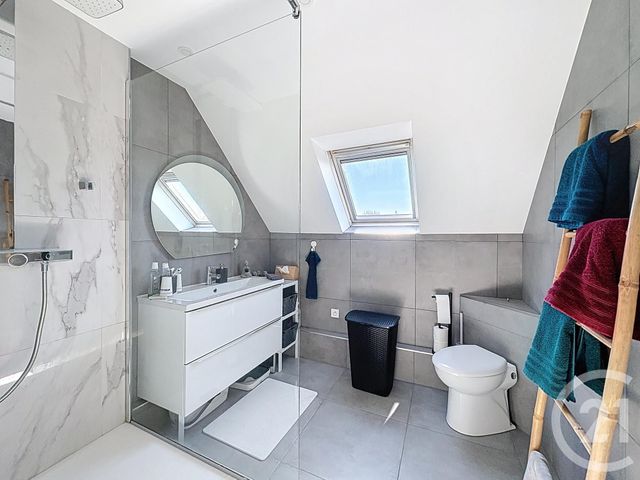 Maison &agrave; vendre - 6 pi&egrave;ces - 102,22 m2 - Savigny Le Temple - 77 - ILE-DE-FRANCE