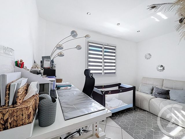 Maison &agrave; vendre - 6 pi&egrave;ces - 102,22 m2 - Savigny Le Temple - 77 - ILE-DE-FRANCE